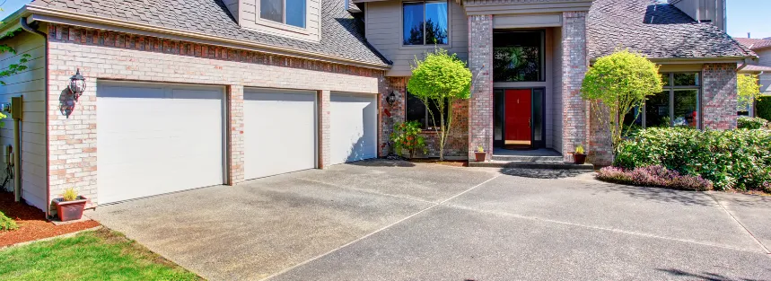 Why Does My Asphalt Driveway Crack?